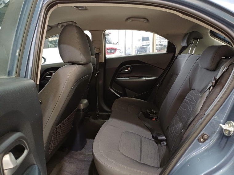 Kia Rio 5 Rio 5 Ex 1.4l 6mt Dab Abs - 1644 2016 Usado en Rosselot Usados