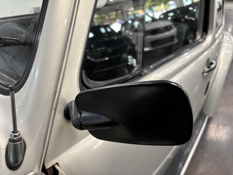 Volkswagen Escarabajo 1.6l 4mt  1998  Usado en Grass & Arueste