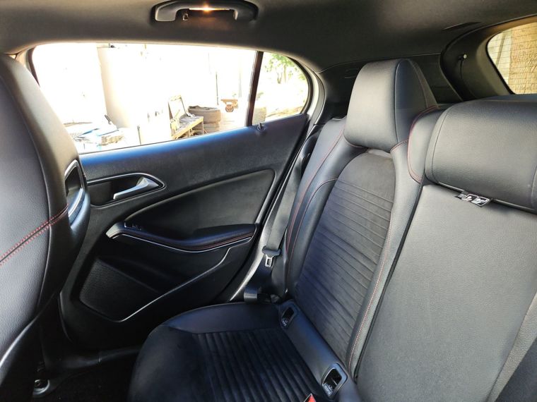 Mercedes benz Gla 250 2.0 4matic 4wd At 5p 2017 Usado  Usado en Webautos.cl