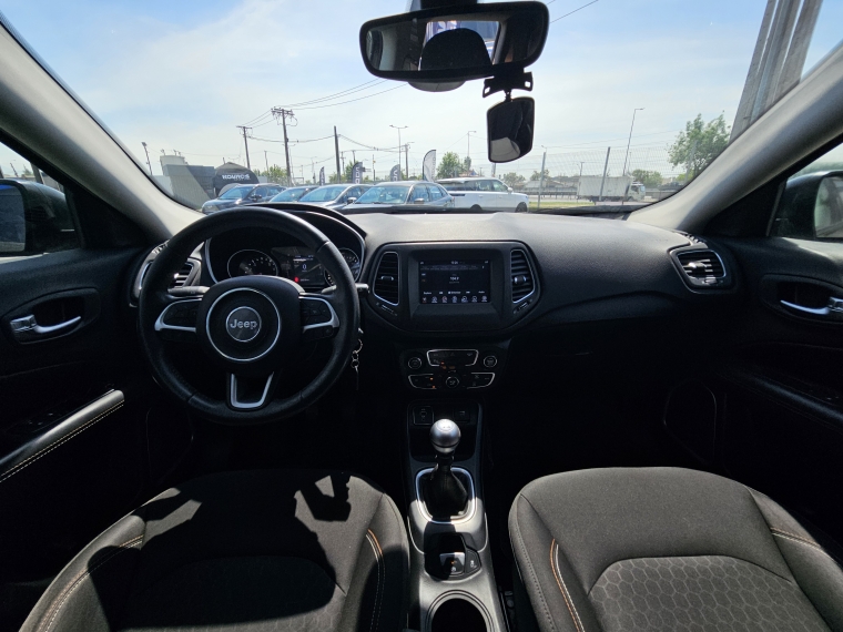 Jeep Compass Sport Lx Mt 2.4 2018 Usado  Usado en Kovacs Usados