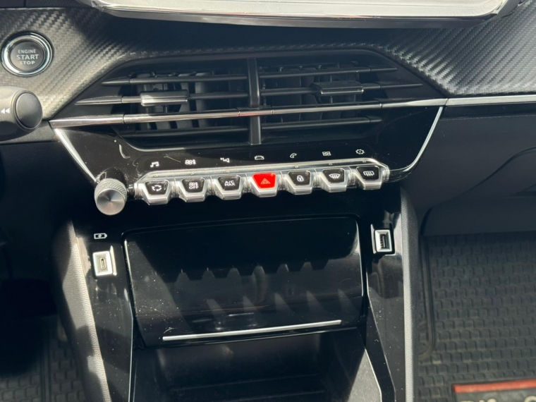 Peugeot 2008 130 Eat8 2021 Usado en G Autos Automotriz - G Autos