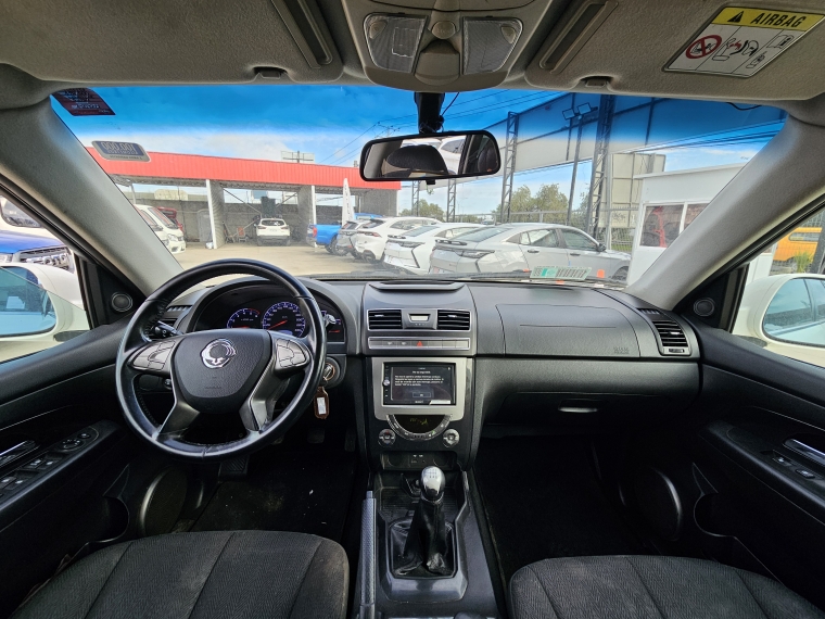 Ssangyong Rexton Rexton W 4x2 Mt 2.2 - Wrx301 Euro Vi 2017 Usado en Rosselot Usados