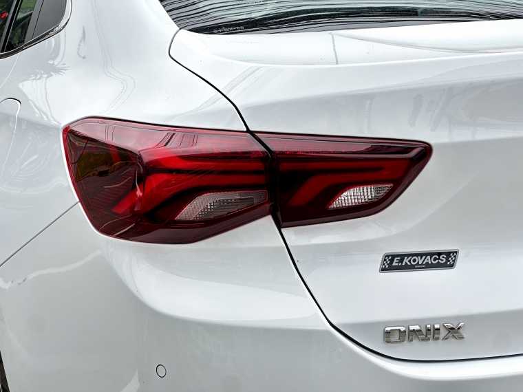 Chevrolet Onix 1.0 Sedan Premier At 2023 Usado  Usado en Kovacs Usados