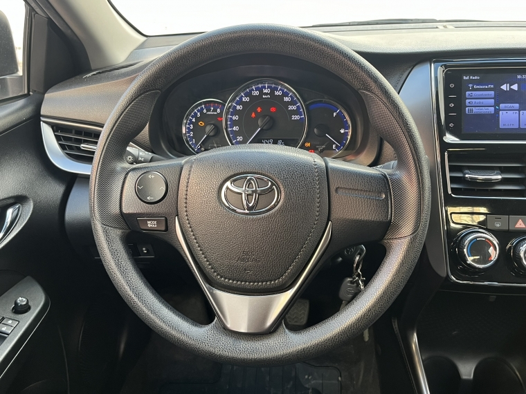 Toyota Yaris sedan Yaris Sedan Otto 1.5 2022 Usado en Rosselot Usados
