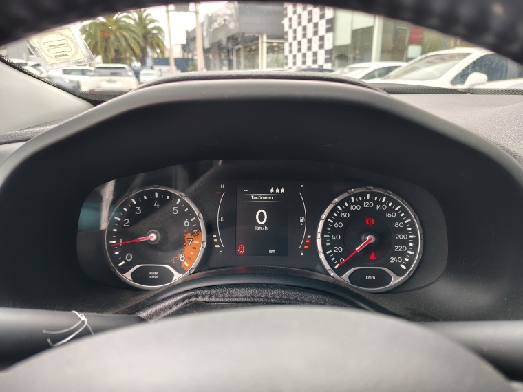 Jeep Renegade Renegade Sport Lx 4x2 Mt 1.8 2016 Usado en Rosselot Usados