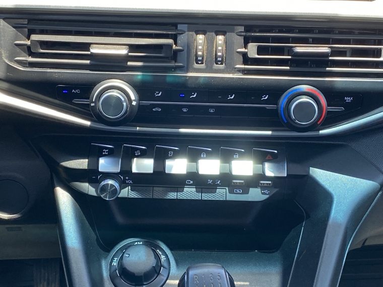 Peugeot Landtrek Landtrek Active Bluehdi 180 4x4 Euro 6b 2024 Usado en Rosselot Usados