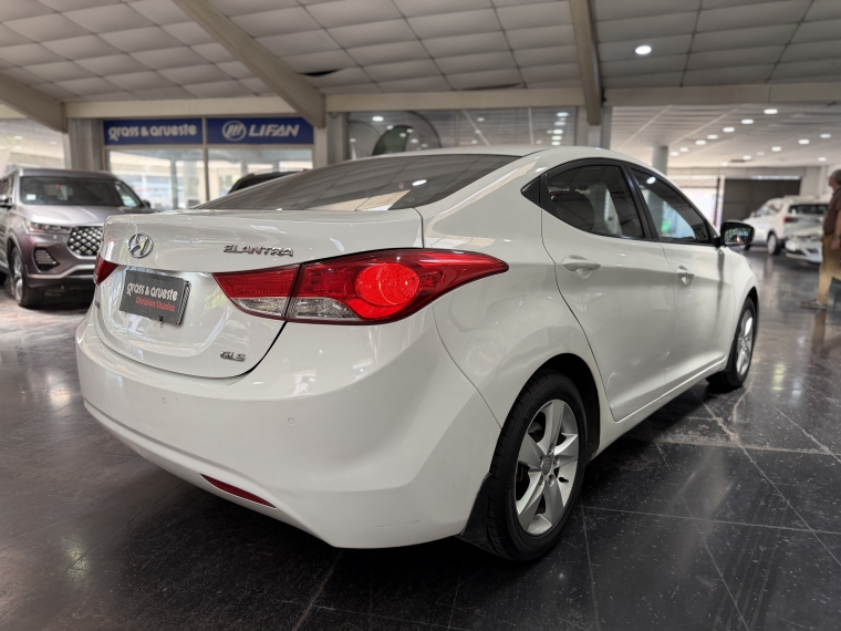 Hyundai Elantra Gls 1.8 Aut 2014 Usado Usado en Webautos.cl Hyundai Elantra Gls 1.8 Aut 2014 Usado Usado en Webautos.cl
