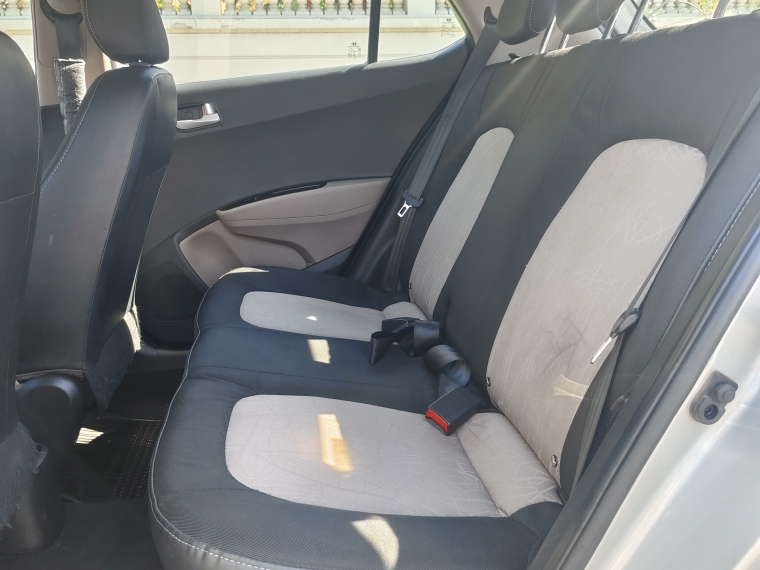 Hyundai Grand I10 Ba — foto 9 de 14