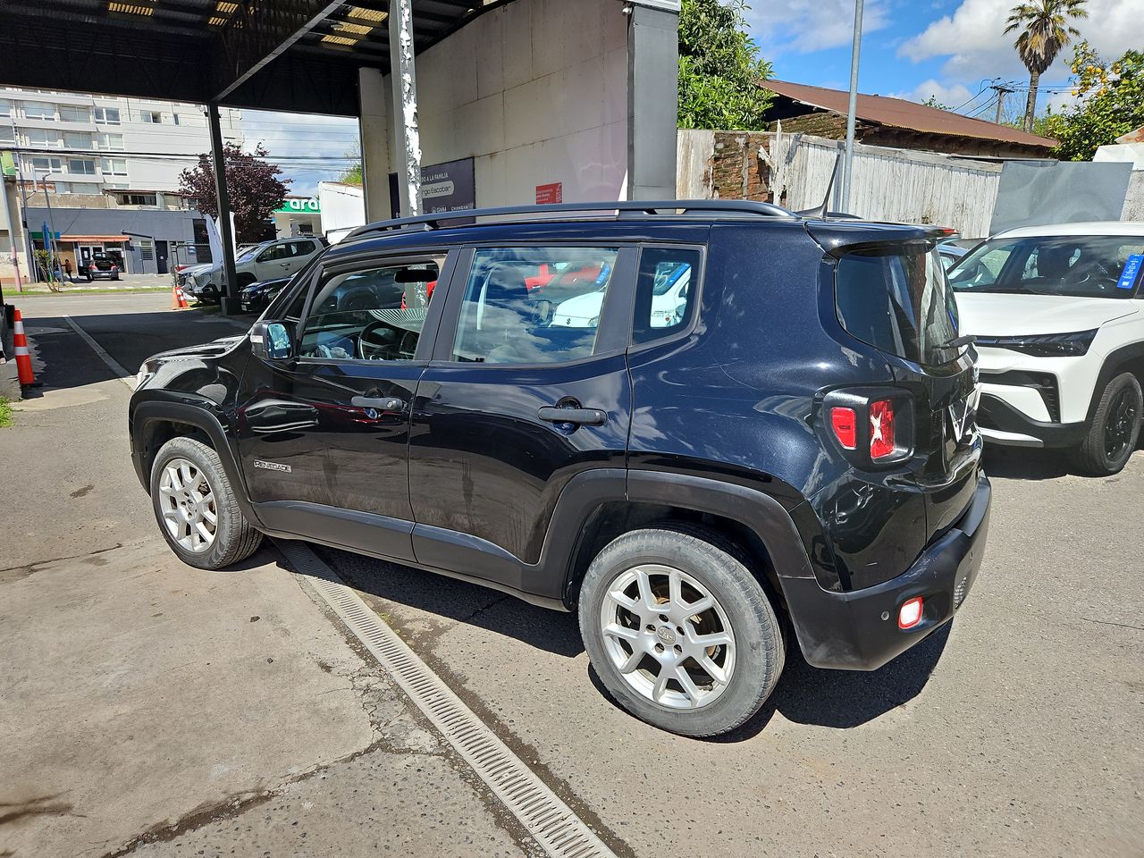 JEEP RENEGADE RENEGADE SPORT LX 1.8 AUT - 2023