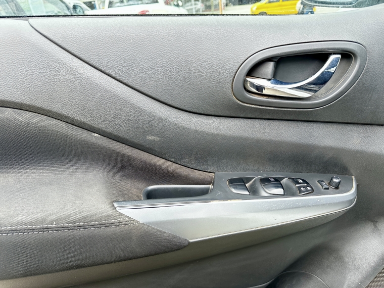 Nissan Navara Navara D Cab 2.3 2023 Usado en Rosselot Usados