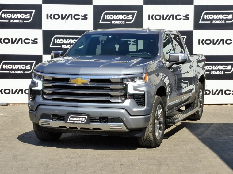 CHEVROLET SILVERADO HC AT 2025