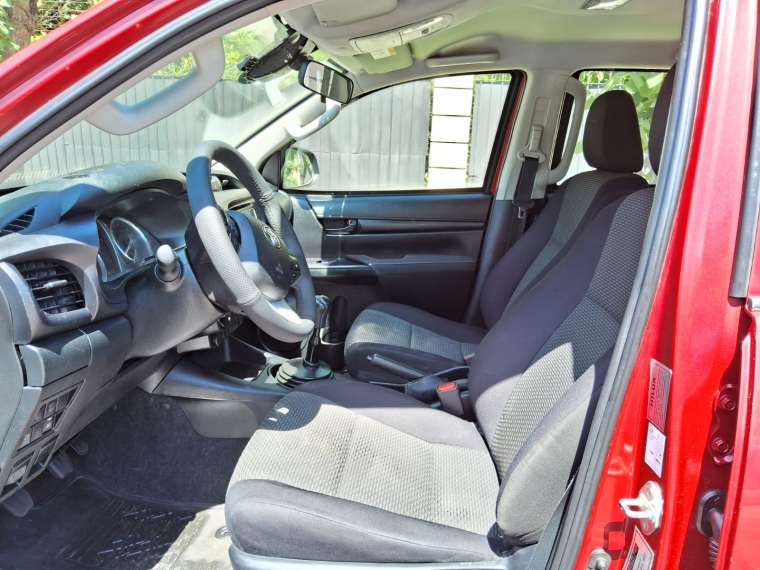 Toyota Hilux Dx 4x4 2.4 2024  Usado en GT Autos