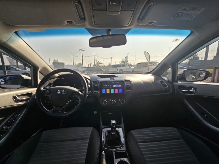 Kia Cerato 1.6 Sx Ac Dab Abs Mt 2018 Usado  Usado en Kovacs Usados