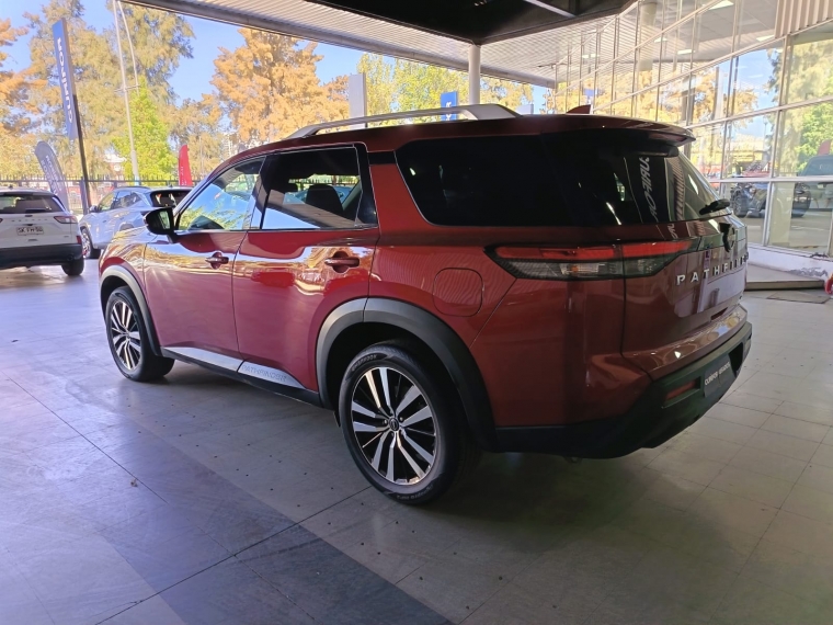 Nissan Pathfinder 3.5 Advance At 4x4 R53  2024 Usado  Usado en Webautos.cl
