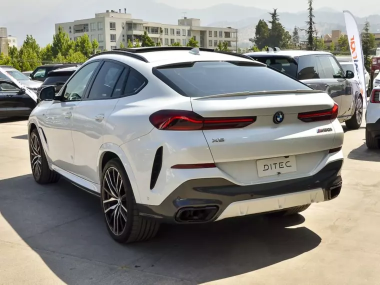Bmw X6 4.4 M50i X-drive 4wd At 5p 2023 Usado  Usado en Webautos.cl