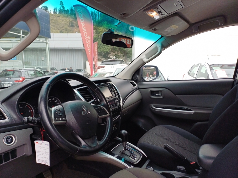 Mitsubishi L200 L200 D/c Dakar Crs Aut 2.4 4x4 2017 Usado en Rosselot Usados