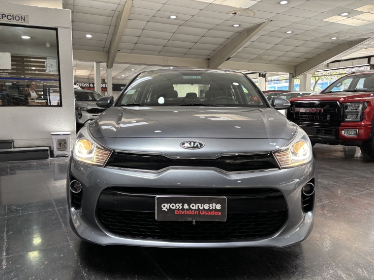 Kia Rio 4 Ex 1.4l 6at Ci Full 2019  Usado en Grass & Arueste