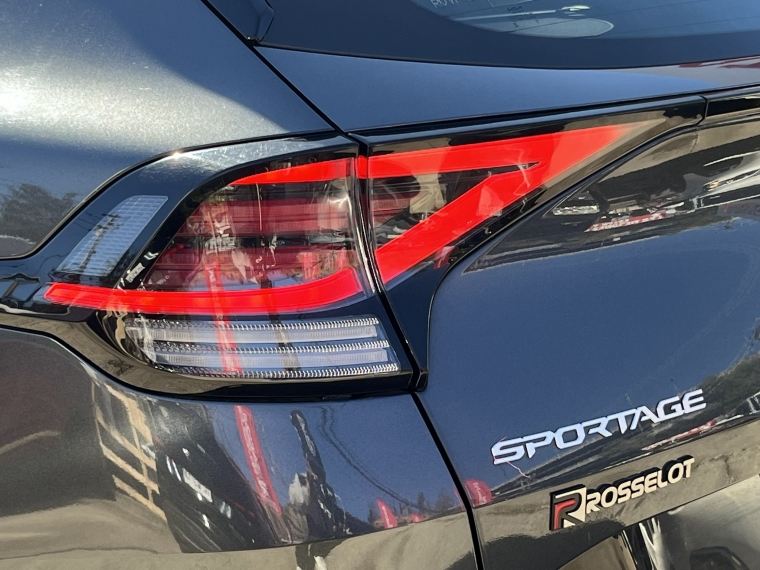Kia Sportage Sportage Ex 2.0l 8at Dsl Bs 4x2 - 2276 2024 Usado en Rosselot Usados
