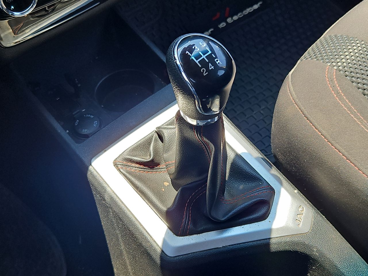 Jac Js2 Js2 Hatchback 1.5 2024 Usado en Usados de Primera - Sergio Escobar