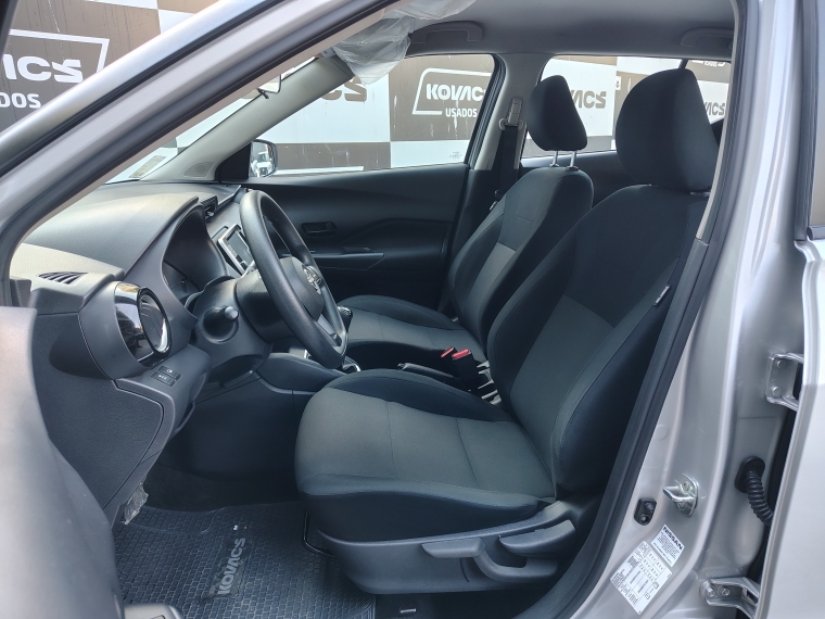 Nissan Kicks 1.6  Play  Sense Mt 2025 Usado  Usado en Kovacs Usados