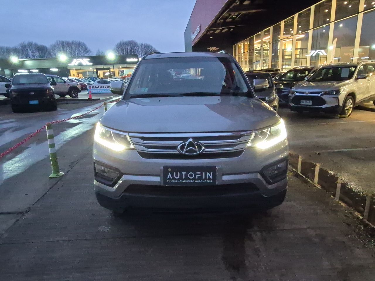 Changan Cx70 Cx70 Luxury 1.6 2019 Usado Usado en Webautos.cl Changan Cx70 Cx70 Luxury 1.6 2019 Usado Usado en Webautos.cl