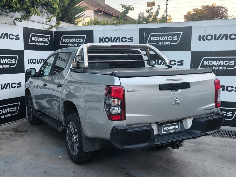 Mitsubishi L200 2.4 Td Dakar  Crs Hp At  4x4 Diesel 2023 Usado  Usado en Kovacs Usados