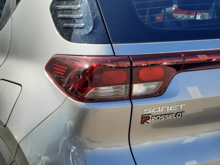 Kia Sonet Sonet Ex Ivt 1.5 Aut 2023 Usado en Rosselot Usados