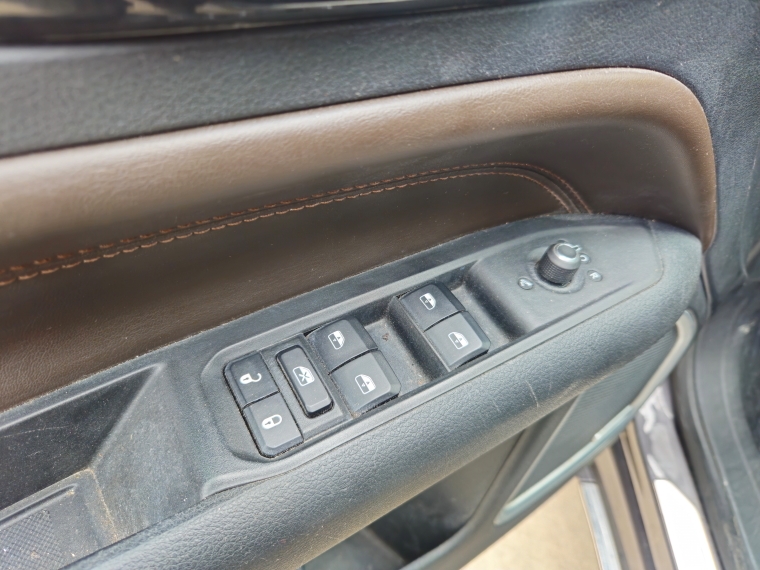 Jeep Commander Commander Overland 4x4 2.0 Aut 2022 Usado en Rosselot Usados