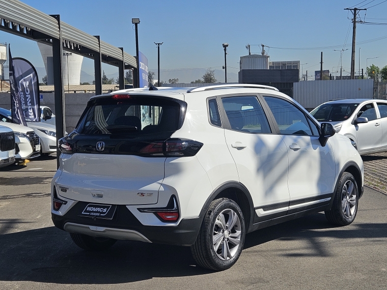 Changan Cs15 1.5 Comfort  Mt 2024 Usado  Usado en Kovacs Usados