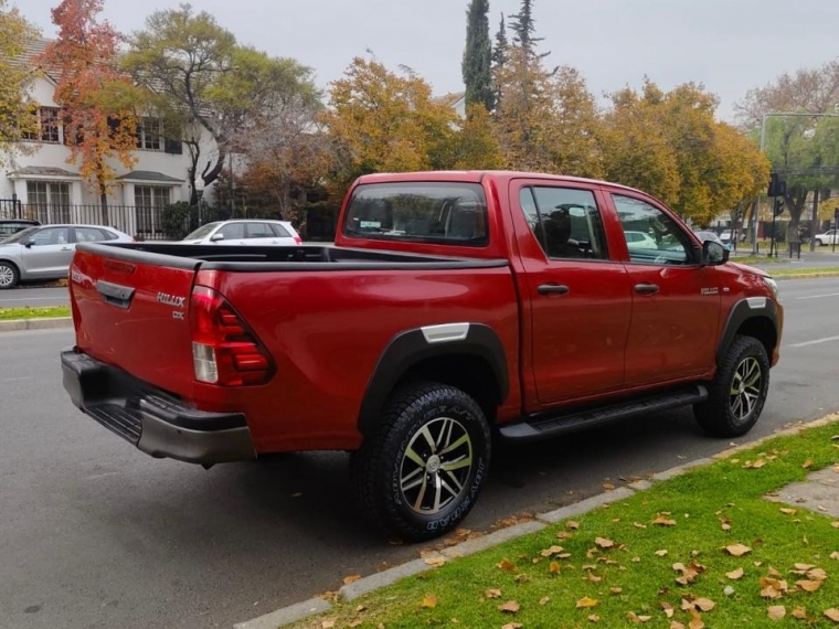 TOYOTA HILUX DX 4X2  2.4 - imagen 6