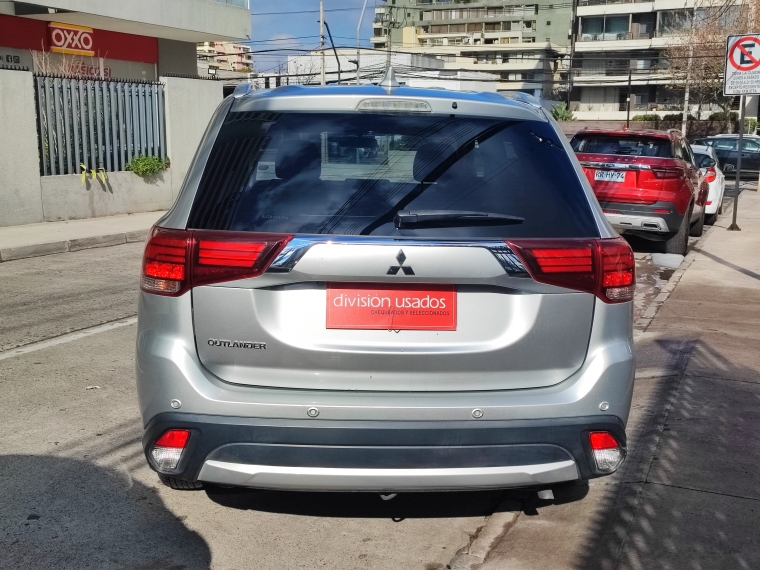 Mitsubishi Outlander Outlander 4x2 At 2.0 Ac 2019 Usado en Rosselot Usados