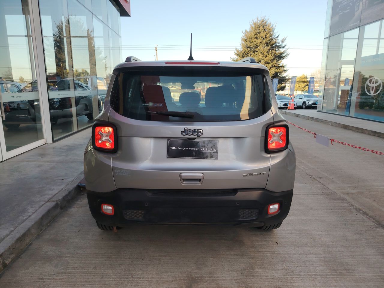 Jeep Renegade Renegade Sport 1.8 2022 Usado en Usados de Primera - Sergio Escobar