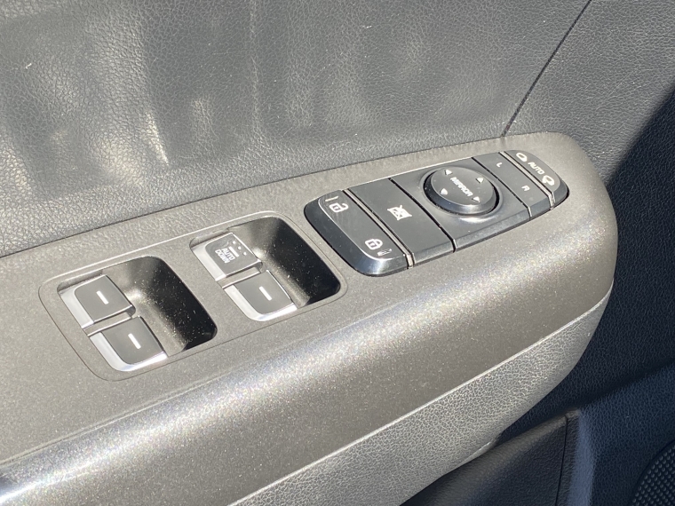 Kia Sportage Sportage Lx 2.0 2019 Usado en Rosselot Usados