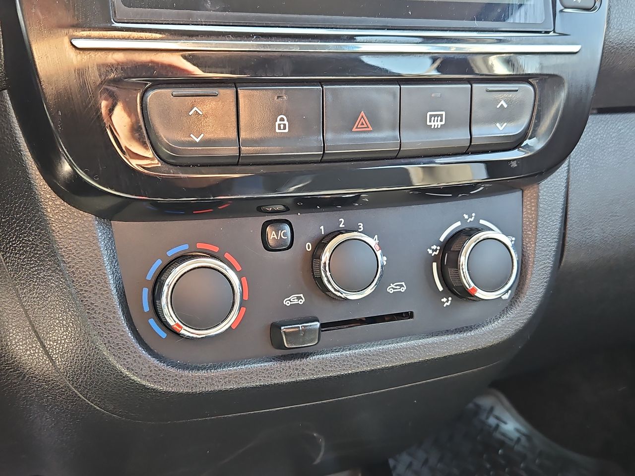 Renault Kwid Kwid Hb 1.0 2023 Usado en Usados de Primera - Sergio Escobar