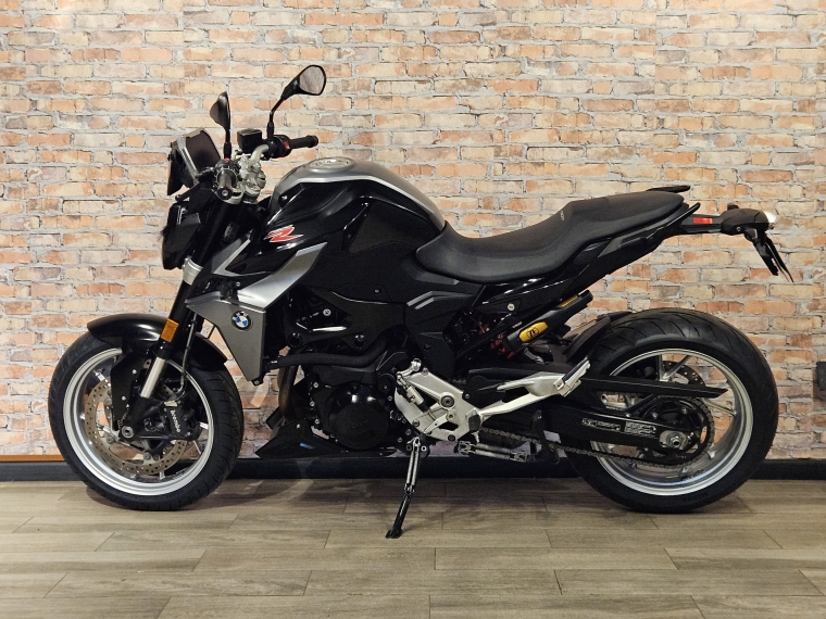 Bmw F 900 r . 2022 Usado en BMW Premium Selection
