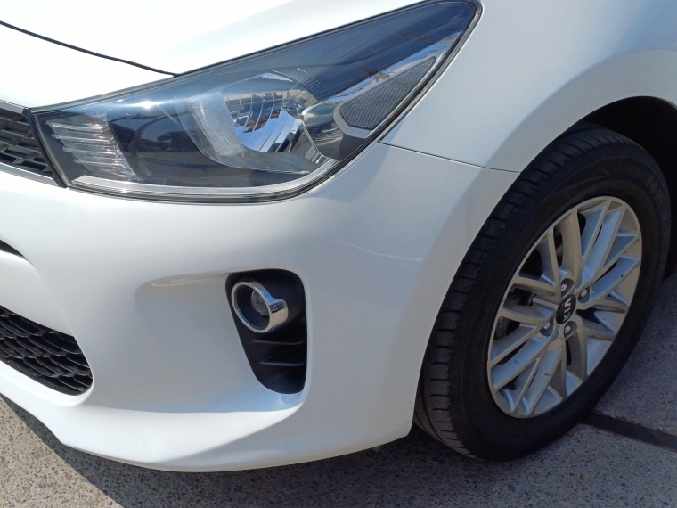 Kia Rio 4 Rio 4 C Lx 1.4l 6mt Ac Abs - 1942 2019 Usado en Rosselot Usados