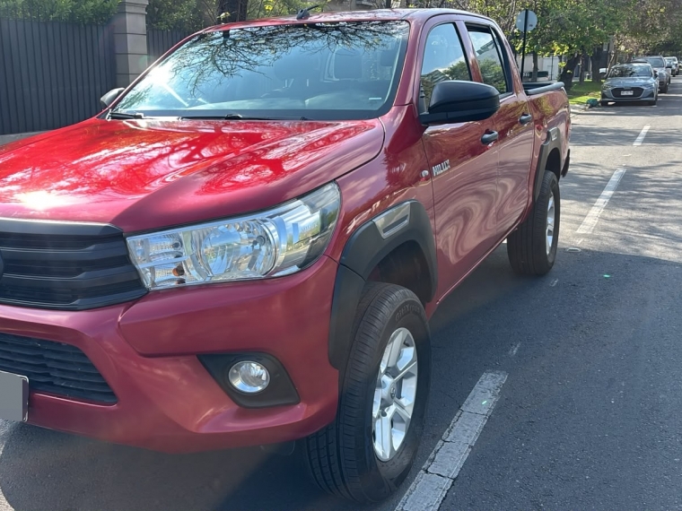 Toyota Hilux Dcab Dx 4X2 2.4Cc