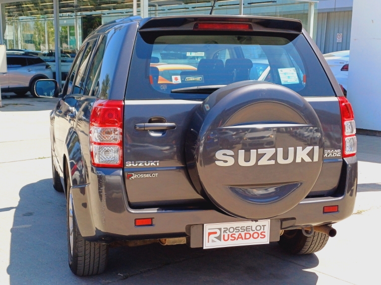 Suzuki Grand nomade Gran Nomade Sport 2.4 Aut 2015 Usado en Rosselot Usados