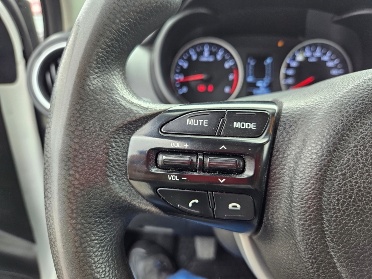 Kia Soluto Soluto Lx 1.4l 5mt Ac - 2225 2023 Usado en Rosselot Usados