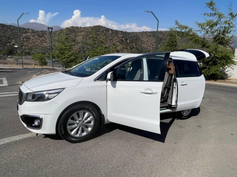 Kia Grand carnival Ex Ltd 3.3 Aut  2018  Usado en Automarket Chile