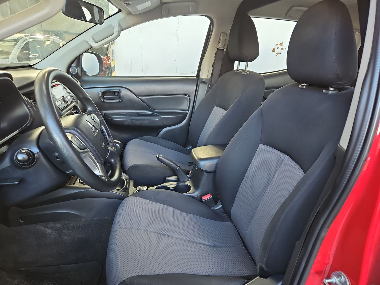 Mitsubishi L200 L200 Katana Crt 4x4 2.4 2022 Usado en Usados de Primera - Sergio Escobar