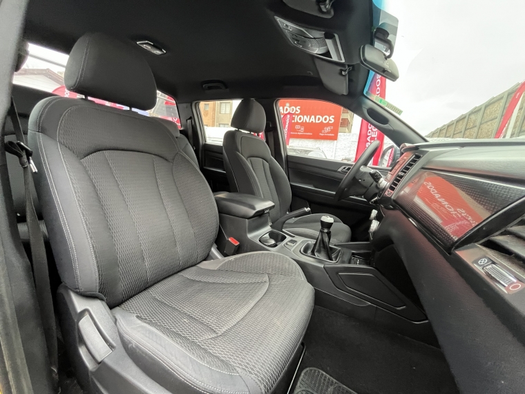 SsangYong Grand Musso — foto 23 de 24