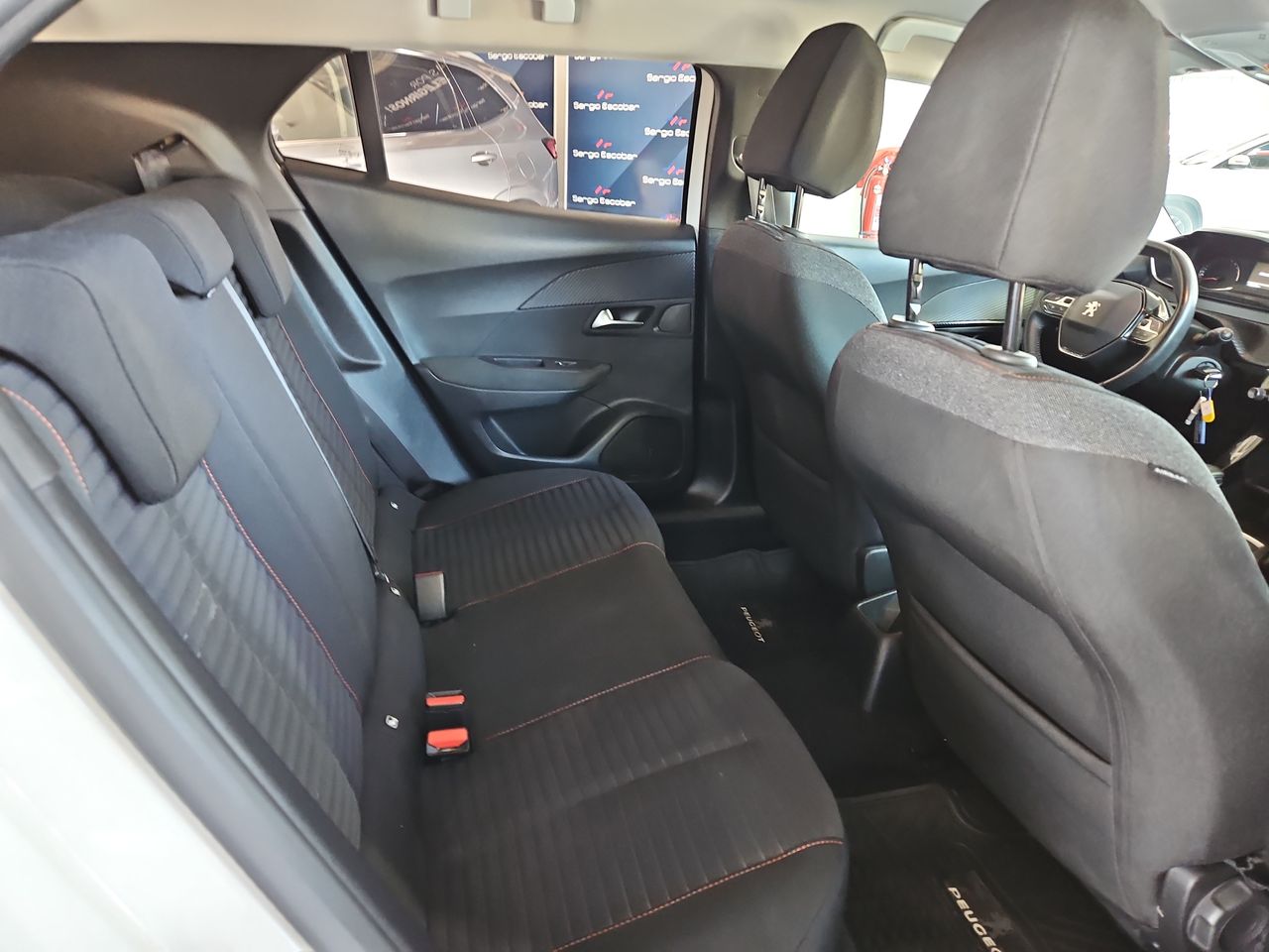 Peugeot 2008 2008 Active 1.2 2021 Usado en Usados de Primera - Sergio Escobar