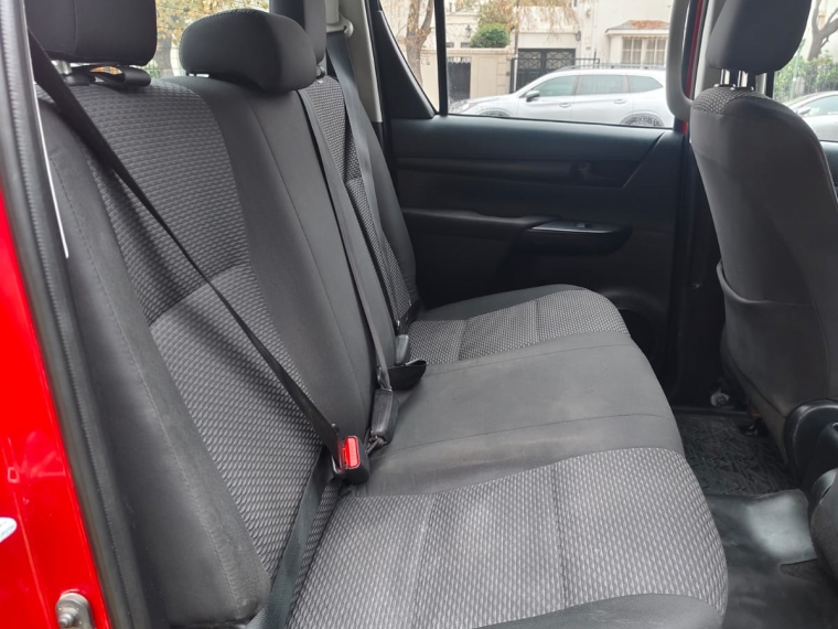 TOYOTA HILUX DX 4X2 2.4 - imagen 10