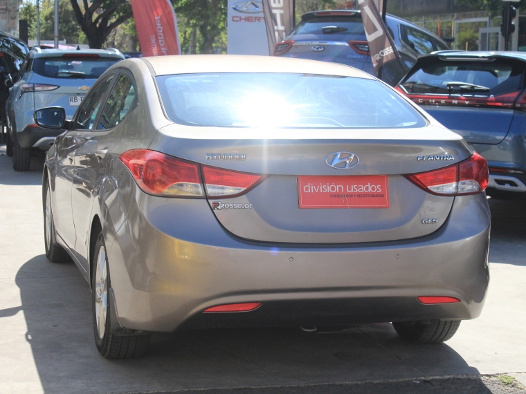 Hyundai Elantra Elantra 1.6 Gls At 2012 Usado en Rosselot Usados