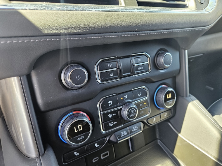 Chevrolet Suburban Suburban 4x4 5.3l At 2024 Usado  Usado en Kovacs Usados