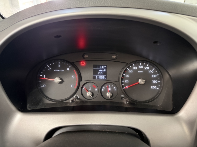 Kia Frontier Lx 2.5 P/up 6mt 2022  Usado en Grass & Arueste