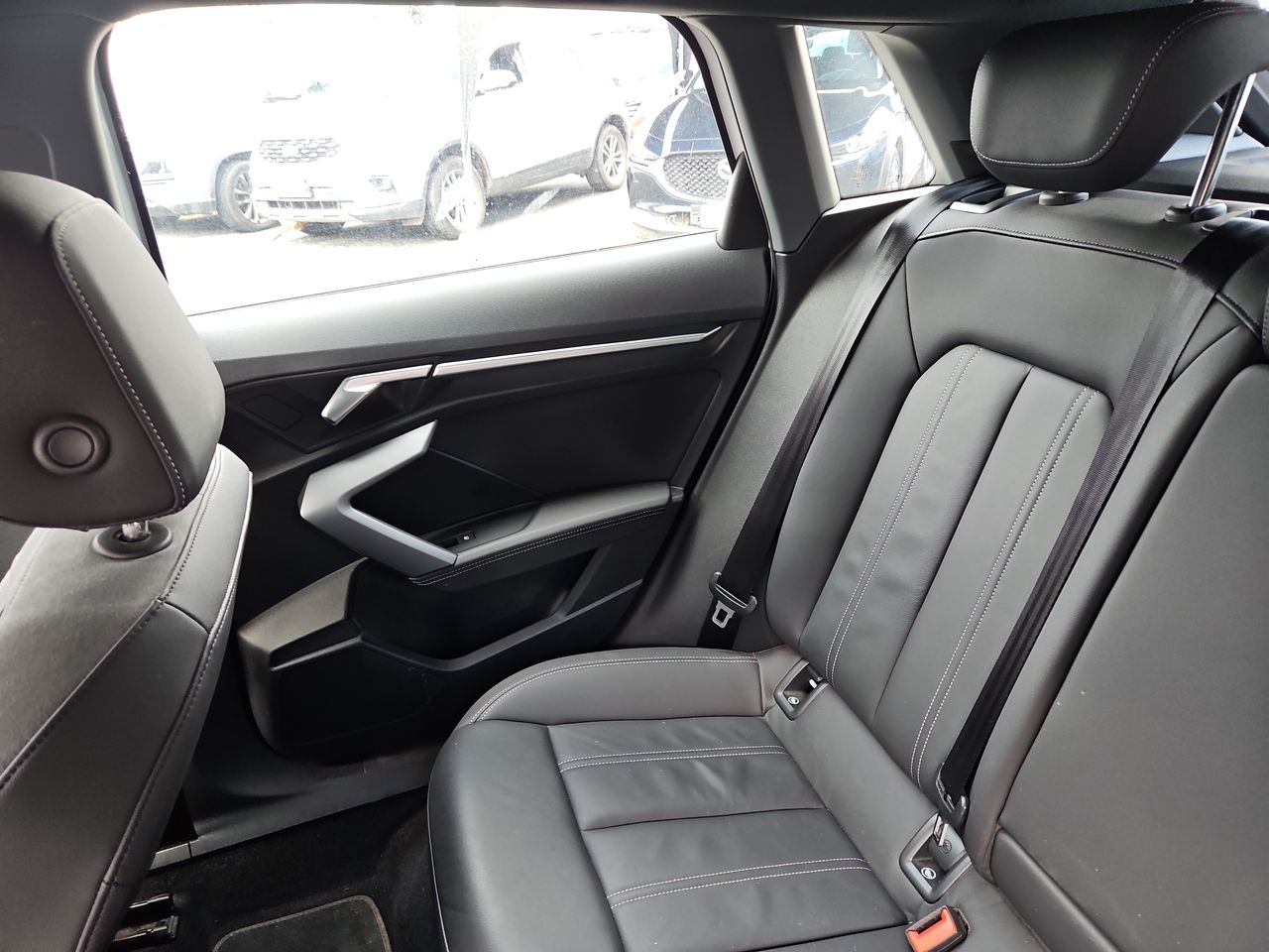 Audi A3 A3 Sportback 35 Tfsi 1.4 Aut 2025 Usado Usado en Webautos.cl Audi A3 A3 Sportback 35 Tfsi 1.4 Aut 2025 Usado Usado en Webautos.cl