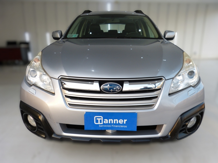 Subaru Outback Ltd Awd Cvt 2.5 2014 Usado en Automotriz Olea Flaño