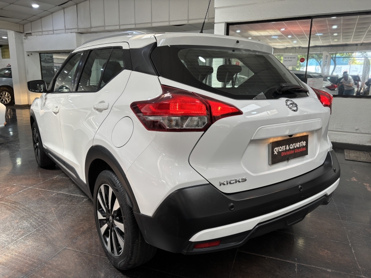 Nissan Kicks Advance 1.6l 6mt 2018  Usado en Grass & Arueste